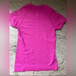 POW PINK Swiftly Tech 2.0 Race Length. Size 0. In like new condition! RARE COLOR